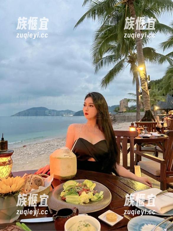微密圈 - 白裙在手，120斤的小王同学带来的高清写真集，总有些逗趣的场面让你忍俊不止！