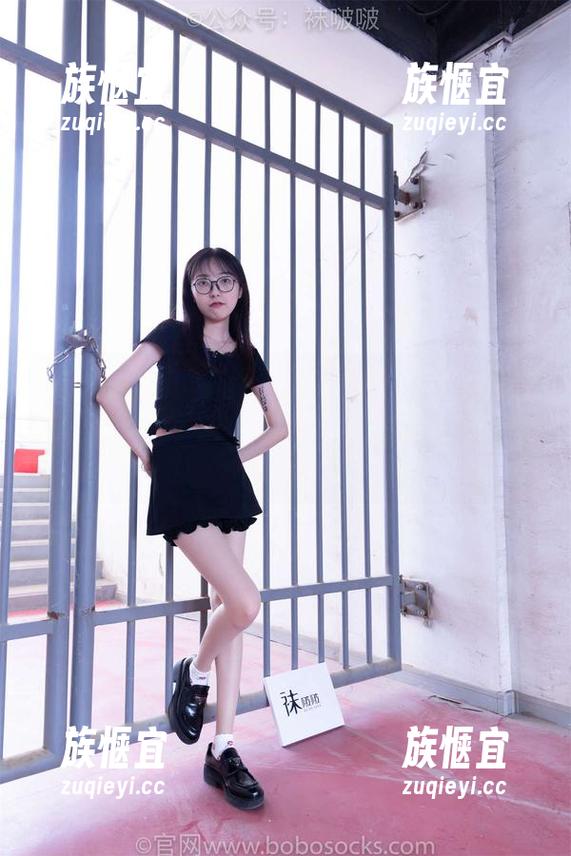 BoBoSocks袜啵啵 - 小甜豆的福利大放送！这两双板鞋，买一送一吗？图片附赠哦！