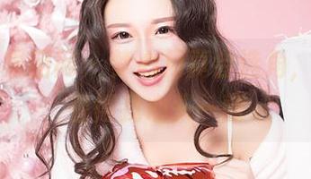 GIRLT果团网 - 梦心月真会选角,这女孩看得我心头一颤