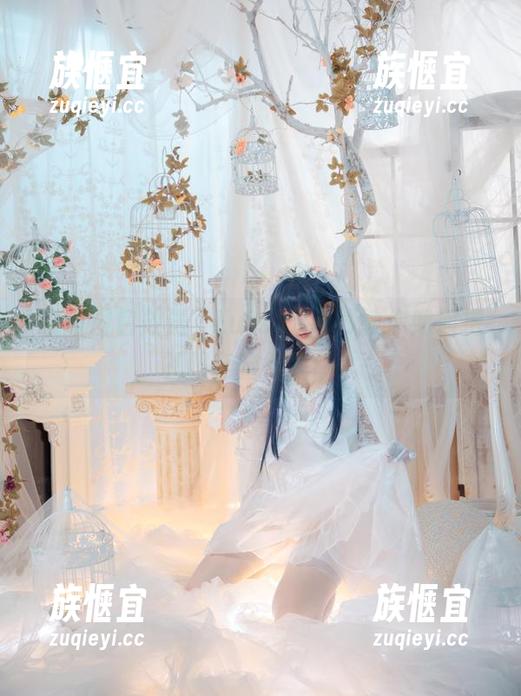最新图包放送，Luisa_零纱教你如何把礼服穿出街头感！
