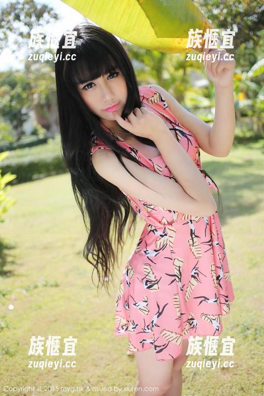 MyGirl美媛馆 - 看崔乖艺的妹妹，高清照片里那个眼神，快让我点评一下：绝对不输大牌！