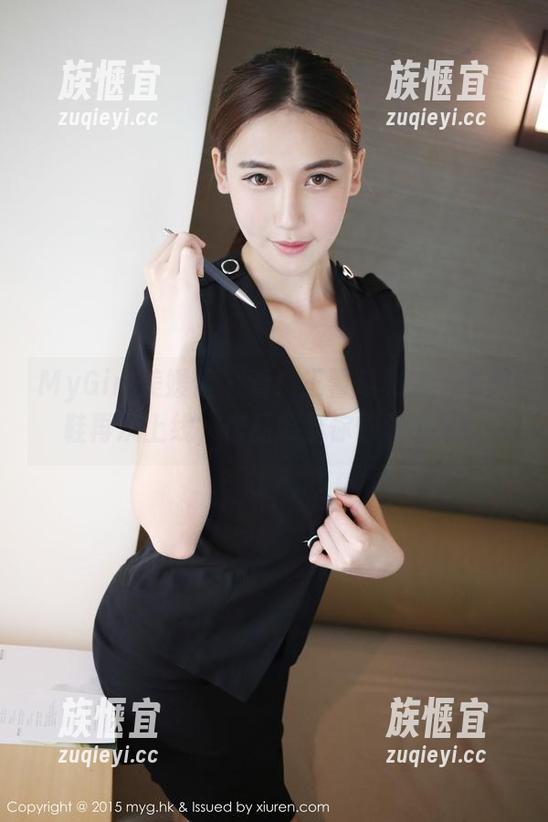 MyGirl美媛馆-王馨瑶 MyGirl美媛馆 - 看!王馨瑶和她的高跟鞋再次上线,作品要给你们劈个叉!
