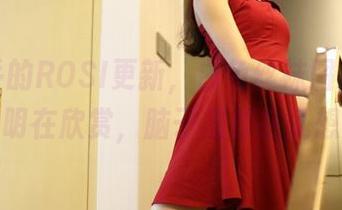 热乎乎的ROSI更新，白色丝袜图集——明明在欣赏，脑子里却在乱想！