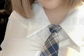 Sayo Momo的油亮图集:打量她那一抹不经意的光泽