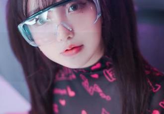 当Son Ye Eun遇上黑幕女王Misa,最新作品带你止不住地想象……