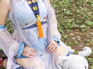 TouTiao头条女神 - 别说了，申美嫣换上和服的那一刻，图片更新，让我一时三观尽毁——太有意思了吧！