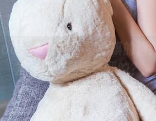 TouTiao头条女神 - 童安琪的清纯写真–发问：她是咋做到的？