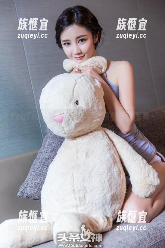 TouTiao头条女神 - 童安琪的清纯写真–发问：她是咋做到的？