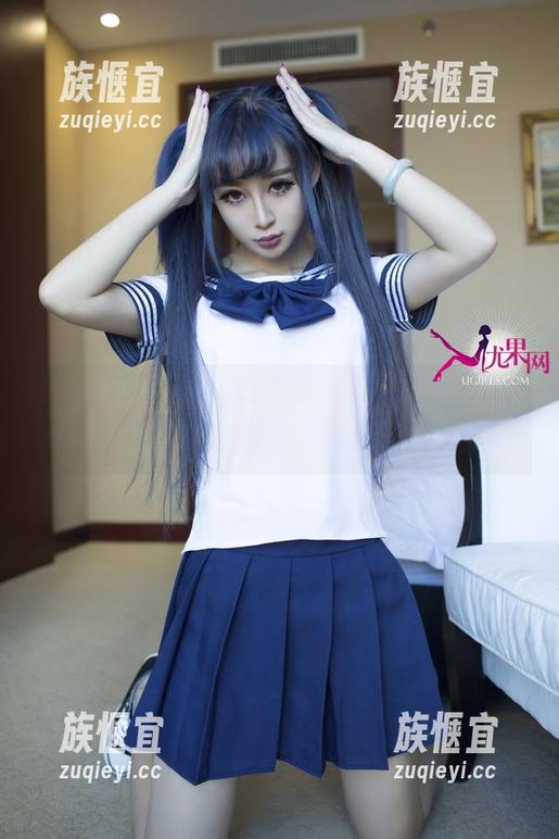 UGirls尤果网 - 没想到尤菲儿的美图里，竟然有美脚这样的“隐藏彩蛋”...