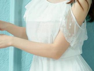 UGirls尤果网 - 你能想到的女王风范，花花的图库分享全在这里！