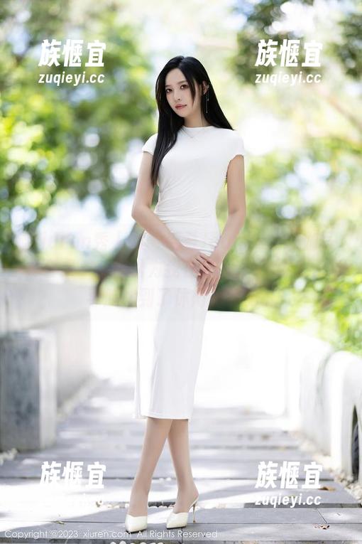 Xiuren秀人网-卓君Jeanes Xiuren秀人网 - 卓君Jeanes的瑜伽写真合集——你以为我在修炼,其实我只是导航找到了休闲的姿势。