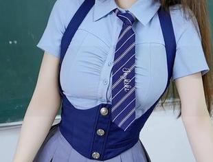 Xiuren秀人网 - 精选图包：周大萌以少女身份交作业，结果…谁说任务非难？