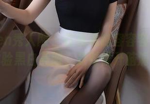 Xiuren秀人网 - 在线追随容容容Alice，体验黑白美图，是时候开脑洞了！