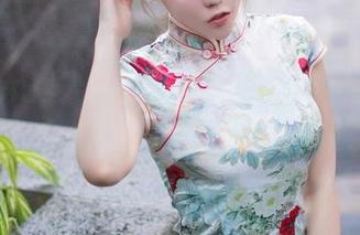 Xiuren秀人网 - 王曼柔的私房，撞上了那件皮衣，感觉就像被深深吸引...