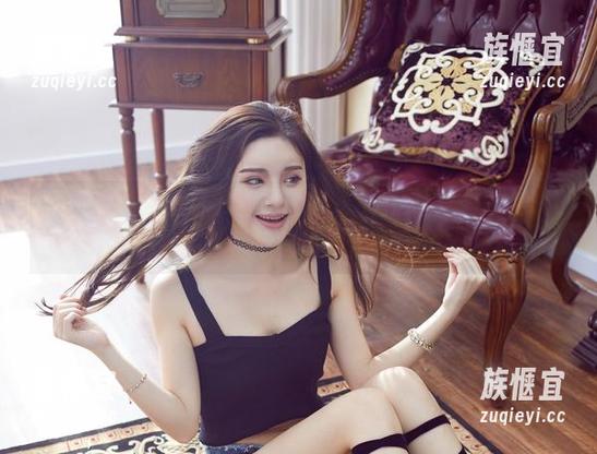 YouWu尤物馆 - 看！陈怡曼coco的黑丝专区套图情感超载