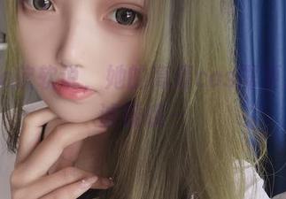 eloise软软说，她的高清cos需要点额外滤镜哦～