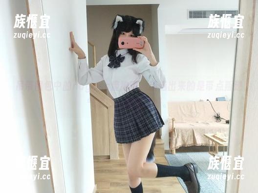 吊带图包中的nagesa魔物喵，精选出来的是带点叛逆气息的，翻翻就好。
