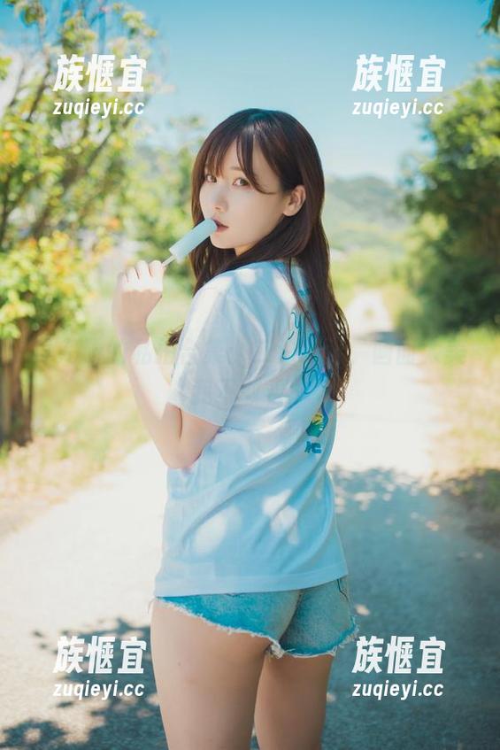 けん研的私拍合集：二泊三日，画面太美我不敢看。