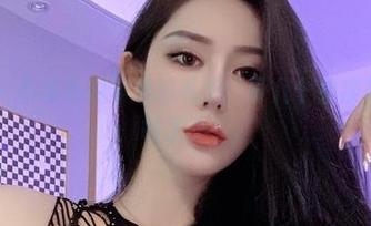 微密圈 - 不爱笑的赛琳的私拍：哥几个快准备好嘉宾帖了不？
