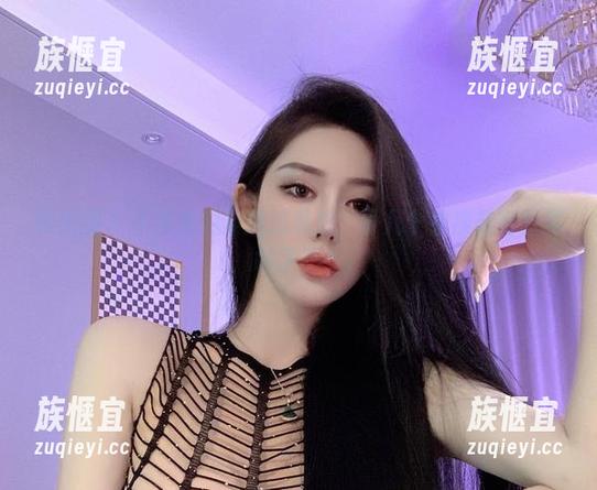 微密圈 - 不爱笑的赛琳的私拍：哥几个快准备好嘉宾帖了不？