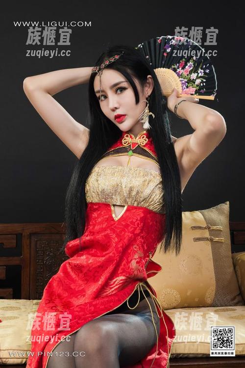 丽柜 - 更新！再来一波AMY的御姐风，几乎要被吸引进黑洞