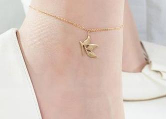丽柜 - 资源一箩筐：Vicky的花嫁，想知道婚纱也会哭的原因吗？