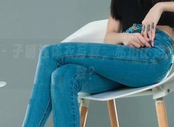 丽柜 - 子晴连体衣写真，私拍比走秀更雅致？