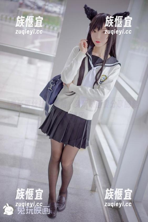 最新蕾丝袜制服裙，兔玩映画要分享的穿搭雷区