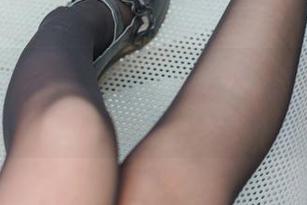 兔玩映画Lolita少女深入墙角，壁纸该更换为你好烦的我！