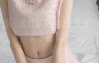 喵糖映画 - 高清写真中的蠢沫沫，死库水似乎在耳语