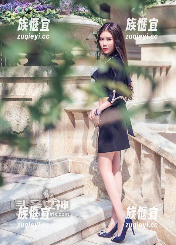 头条女神-尹菲 头条女神 - 尹菲的JK套图,免费的,但你敢期待吗?
