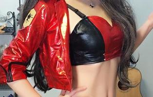 小女巫露娜金丝旗袍网袜合集，这些画面看上去总有点不怀好意。