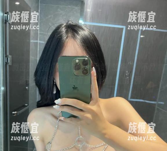 微密圈 - 这“张鑫baby厨娘”的资源，不仅是美食的诱惑，还有那丝丝缠绵的氛围。