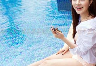 推女郎 - 棉袜+曾水=难以抗拒的可爱，立即下载不走运的心头好。