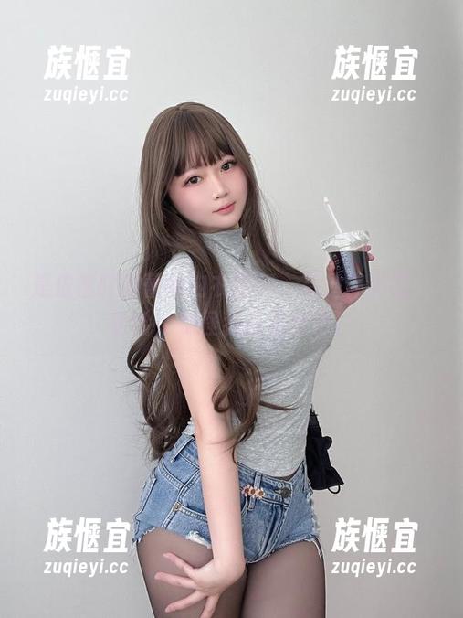 是依酱吖的蕾丝内衣图包，有少许诱惑，哈哈，别怪我打包盒子！
