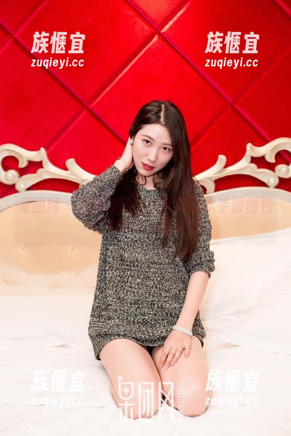 果团网 - 下载热潮！黄歆苑的水手服图包有多惊艳一试便知