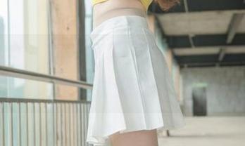 梦丝女神 - 刘诺的夏天写真：热浪中心，冰淇淋都快化了