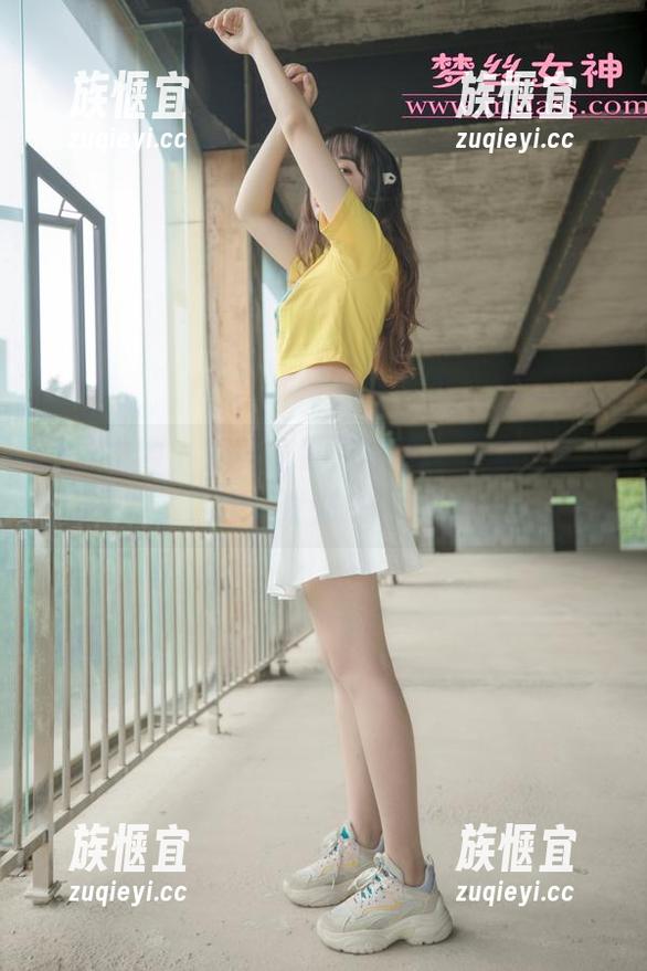 梦丝女神 - 刘诺的夏天写真：热浪中心，冰淇淋都快化了