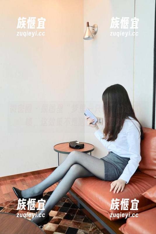 梦里一只喵 微密圈 - 原图里“梦里一只喵”的油亮,啧,这效果不是随便能碰到的。