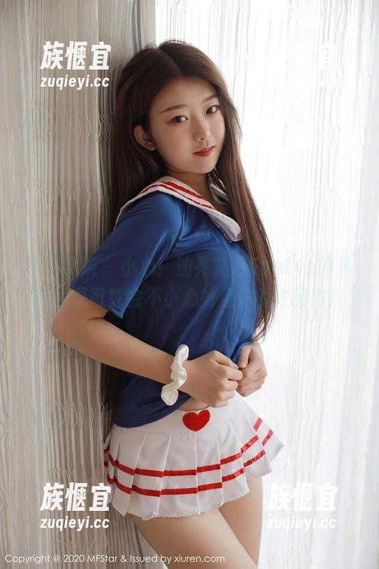 模范学院-艾莉Evelyn 模范学院 - 小心!油亮艾莉Evelyn的私拍图集可能会不小心抢走你的注意力!