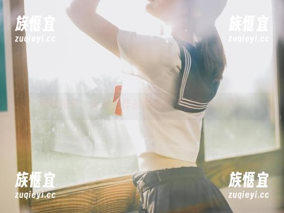 河豚抚子：泳池大作战的写真与壁纸大公开！