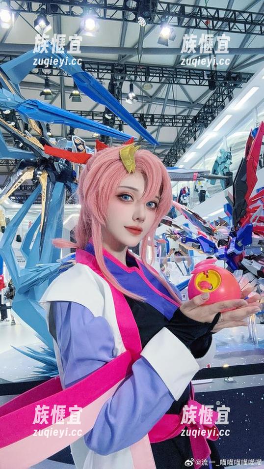 流一_喵喵喵喵喵喵的写真集：明日方舟，角色扮演还是随边逛？