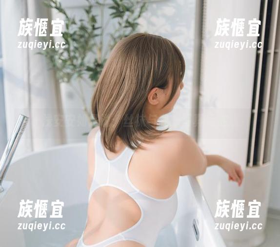 浅安安如是说：丝袜与我，写真无底线