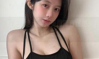 微密圈 - 这张粉色无圣光美图简直像是来自火龙果羊的童话