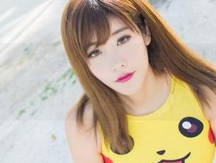 爱蜜社 - 在线，轻松一套装，Winki丝姬的写真打破了小空间的局限！