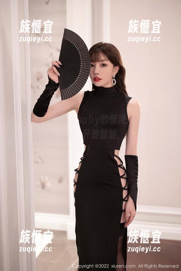 秀人网 - Suki_baby的惊艳瑜伽写真：给大家的“弹性”开放时刻，千万别脸红！