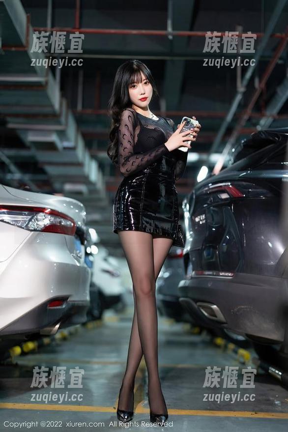 秀人网-可乐Vicky 秀人网 - 可乐Vicky婚纱图集,连风都想来凑个热闹的那种优雅