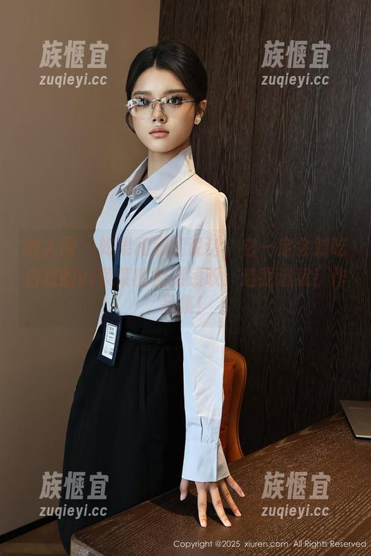 秀人网-吃白菜的vi菜菜 秀人网 - 如果和服能说话,它一定会对吃白菜的vi菜菜的拍摄感叹:选我选我!作品集!