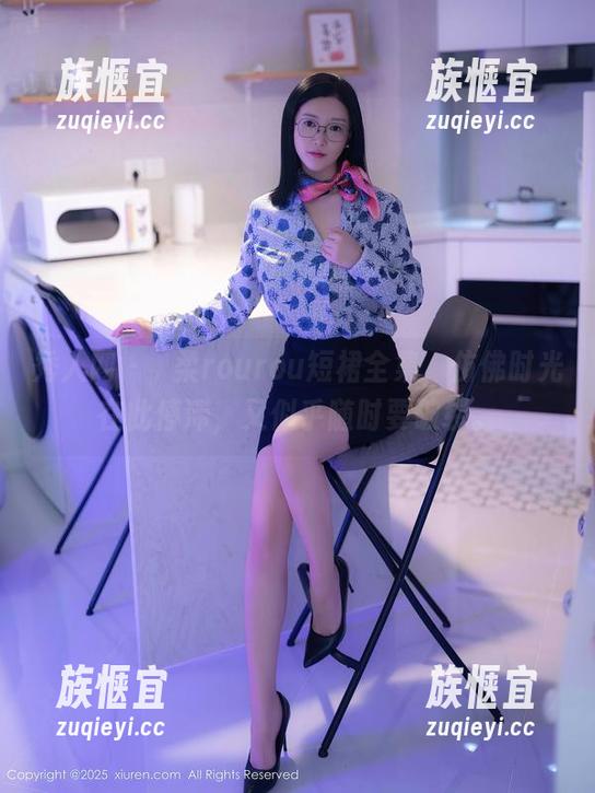 秀人网-媃柔rourou 秀人网 - 媃柔rourou短裙全集,仿佛时光在此停滞,又似乎随时要破裂。