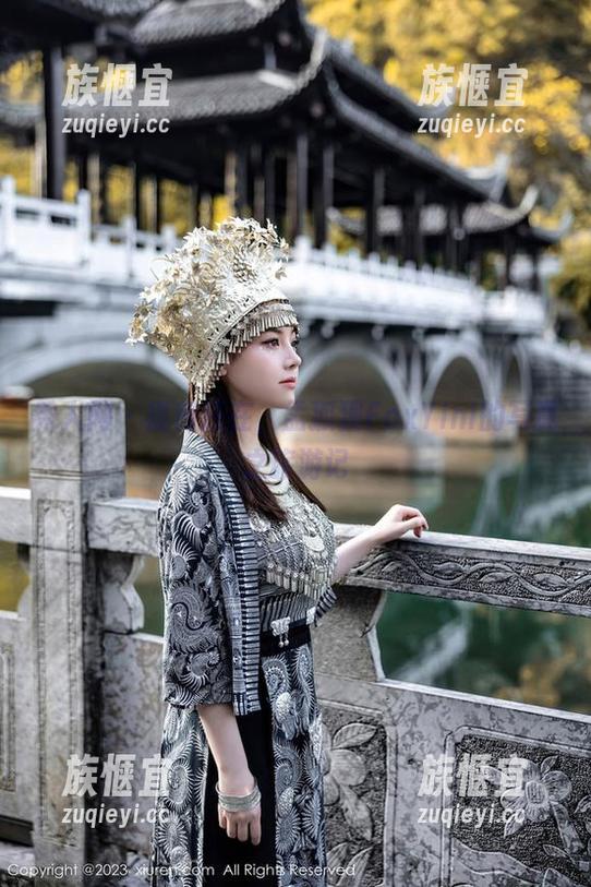 秀人网 - 福利还在，孟狐狸FoxYini的写真之旅游记